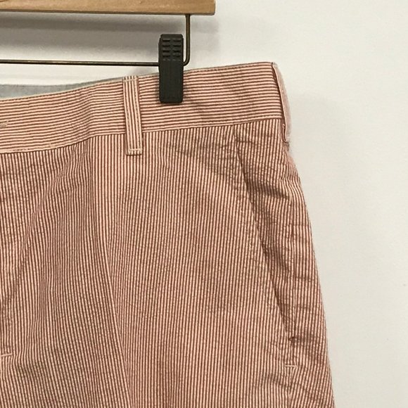 NWT Mens Size 37 or 44 Bills Khakis Red Chambray Seersucker Stripe Shorts NEW - Picture 2 of 3
